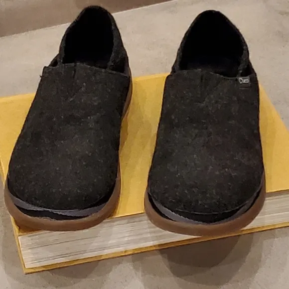 Chaco Vegan Slipper Shoes, Black Felt/Fleece Lined, EVA Footbed, Men's 8.5, NWT