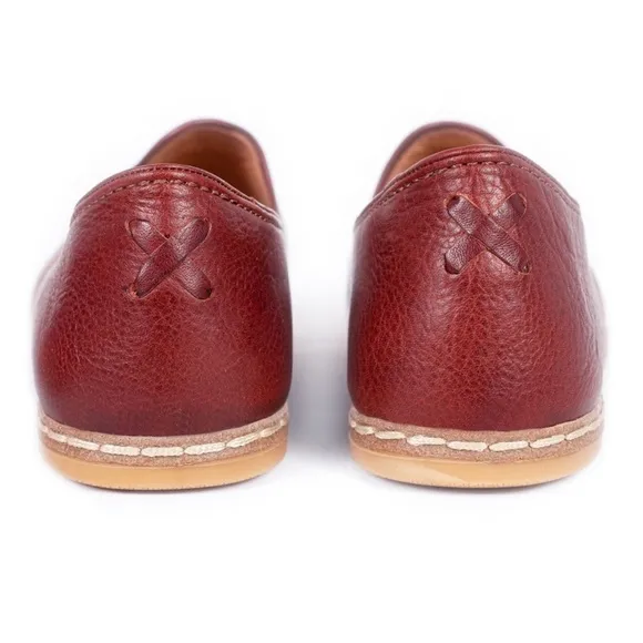 CHARIX Women's Cognac Maroon Red LeatherLoafer Flats Size 38 (8)