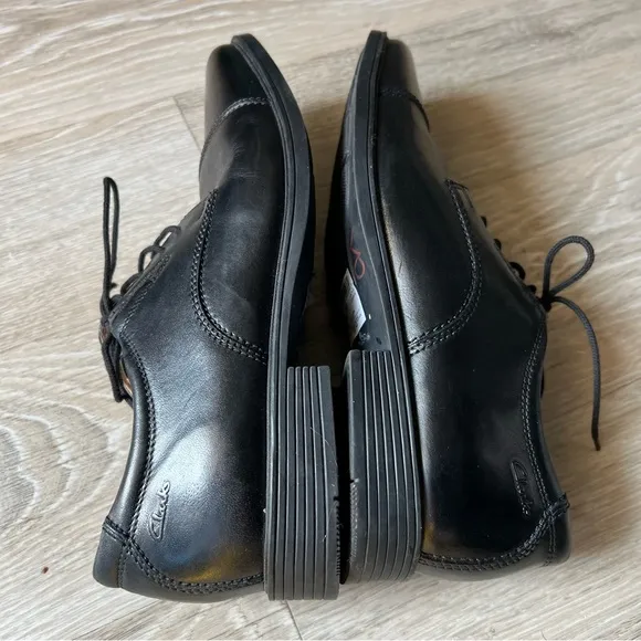 Clarks Black Oxford Tilden Cap Toe Lace Up Classic Leather Shoes 8.5