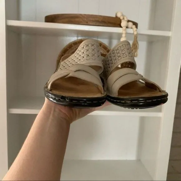 Clarks Comfort Open Toe Leather Woven Sling Back Sandals