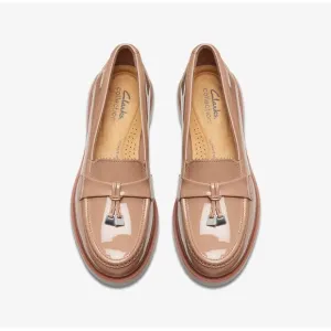 Clark’s Westlynn Bella Warm Beige Chunky Loafer Size  8.5 Preppy Trendy Classic
