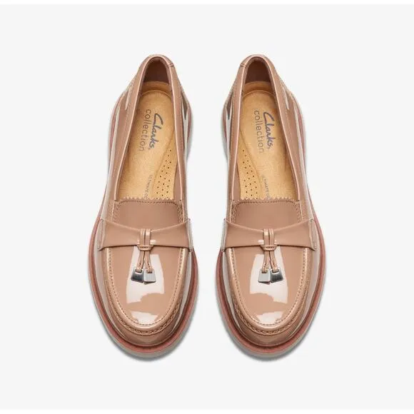 Clark’s Westlynn Bella Warm Beige Chunky Loafer Size  8.5 Preppy Trendy Classic