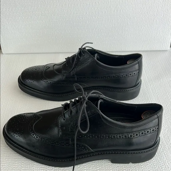 Classic Black Men's Brogue Shoes