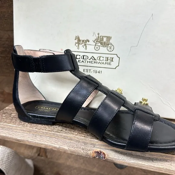 COACH OLETA VACHETTA BLACK LEATHER TURNLOCK ANKLE SANDALS  SIZE 7.5