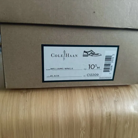 Cole Haan Williams Wingtip Oxford Shoes - Black 10.5M - Mint Condition