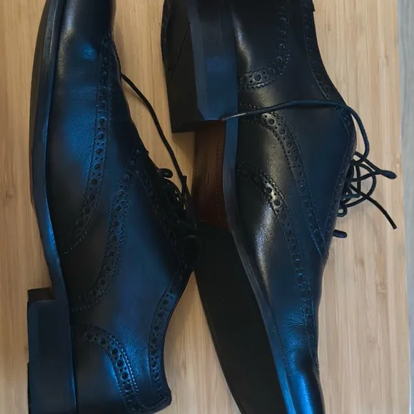 Cole Haan Williams Wingtip Oxford Shoes - Black 10.5M - Mint Condition
