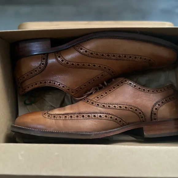 Cole Haan Williams Wingtip Oxford Shoes - British Tan 10.5M - Mint Condition