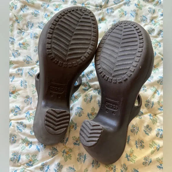 Crocs Cyprus II Cuban Sandal Platform Chunky High Heels Shoes Comfort Brown Sz 9