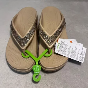 Crocs Women's Sloane Gold Glitter Flip Flop Sandals Size 7 NWT