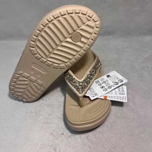 Crocs Women's Sloane Gold Glitter Flip Flop Sandals Size 7 NWT