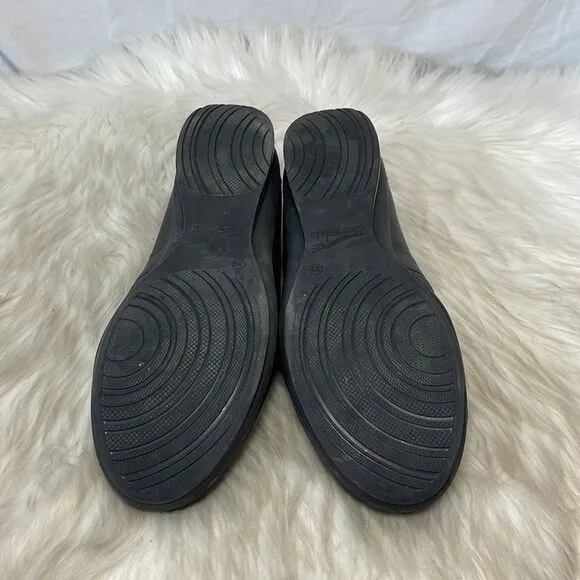 Dansko Ann Black Leather Slip On Comfort Shoes 39/8.5-9