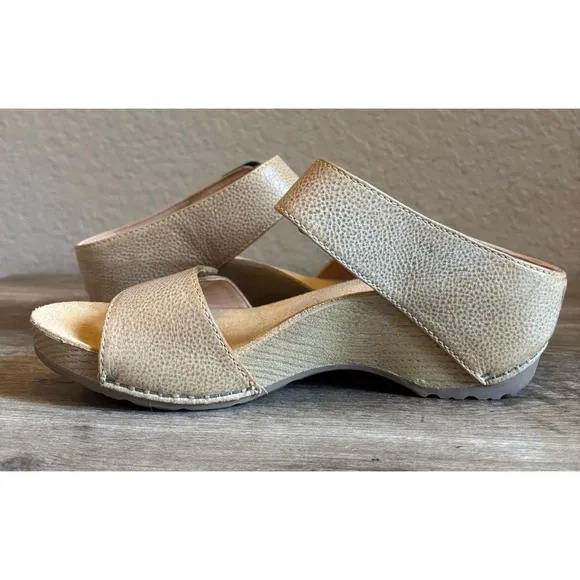 Dansko Tanya Sandals