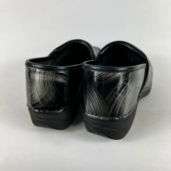 Dansko XP 2.0 women's size 9 silver swirl classic slip on minimalist office clog
