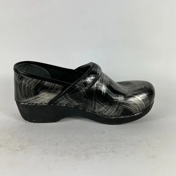Dansko XP 2.0 women's size 9 silver swirl classic slip on minimalist office clog