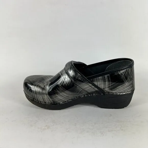 Dansko XP 2.0 women's size 9 silver swirl classic slip on minimalist office clog