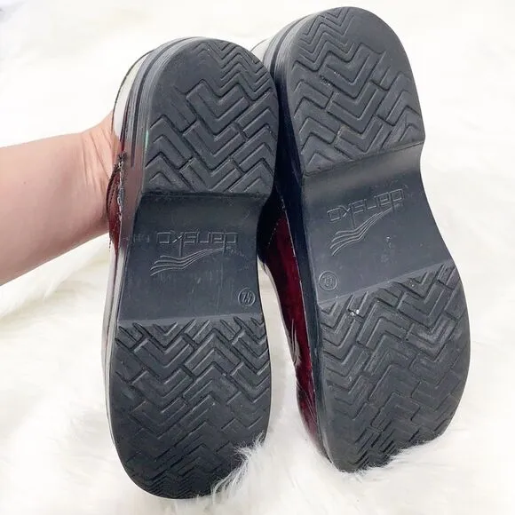 DANSKO BURGUNDY Patent Leather Clogs 42