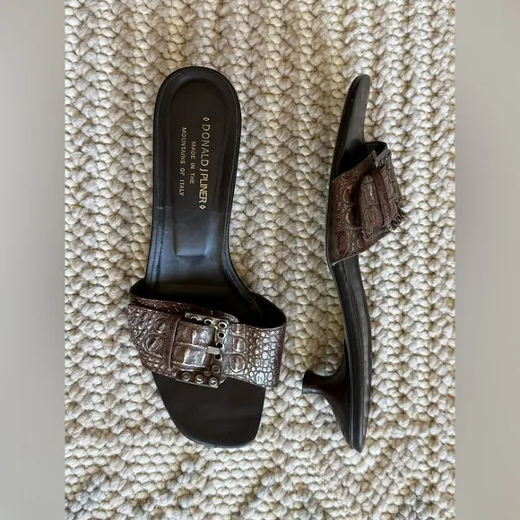 Donald J. Pliner Brown Crocodile Slide Kitten, Sandals Women’s Size 9