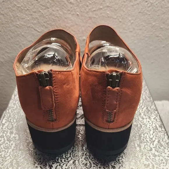 EILEEN FISHER 10 Women's Orange Suede Shoes