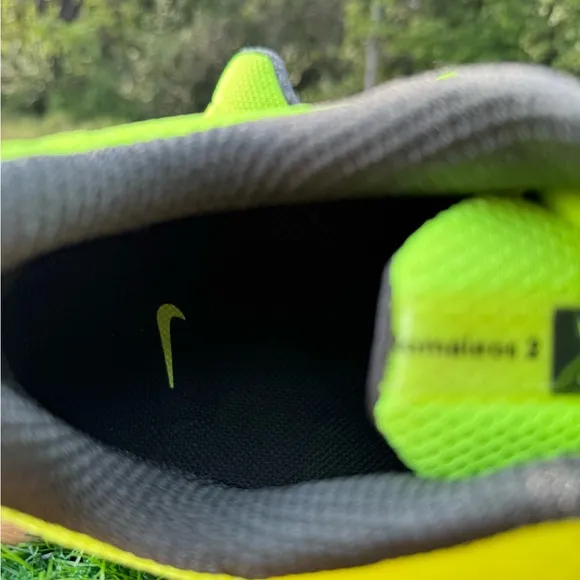 Elevate your workout game with these Nike Romaleos