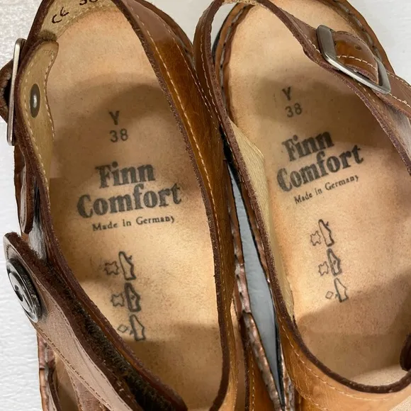 Finn Comfort Brown Leather Sandals