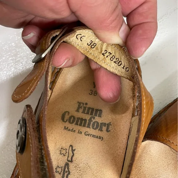 Finn Comfort Brown Leather Sandals