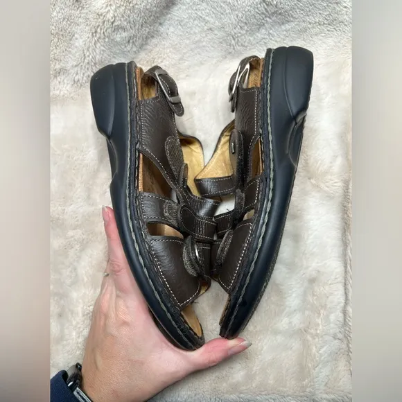 Finn Comfort Sandals Size 37 D or US 6
