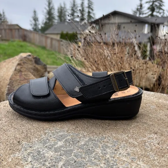 Finn Comfort Sandals Womens Size 7 Gomera Strappy Slingback Buckle Black…