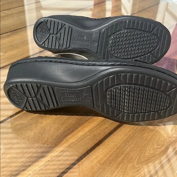 Finn comfort Stylish Black Sandals size 38