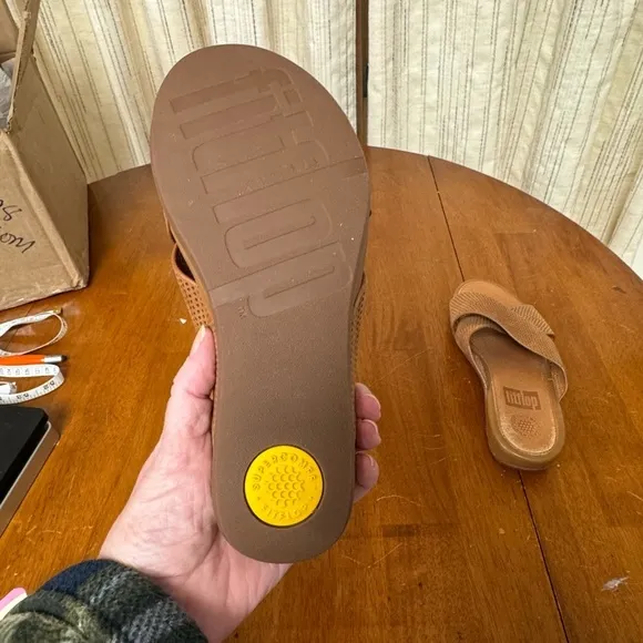 FITFLOP F mode flatform cross slide sandals size 6 superoompf comfort