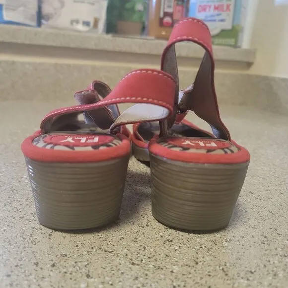 Fly London Red Wyno Sandals Size 41/10