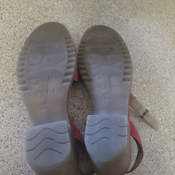 Fly London Red Wyno Sandals Size 41/10