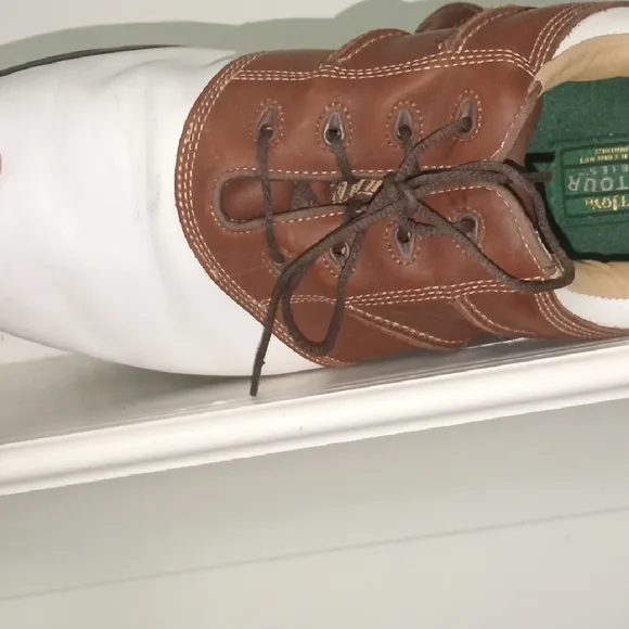 FootJoy Men's Brown and White Golf Shoes