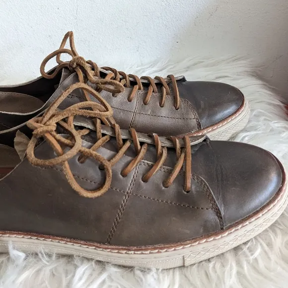 FRYE Gates Low Top Lace Up Dark Brown Leather Sneakers Shoes 10.5