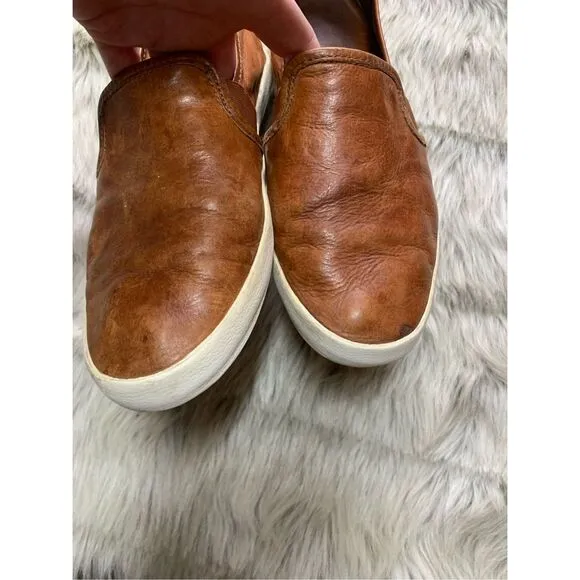 Frye Ivy Slip On Comfort Sneakers, Women's size 9M Cognac, Distressed leather