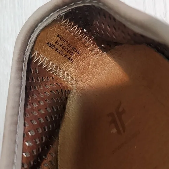 Frye Womens Comfort Slip On Leather Flats shoes sz 10M