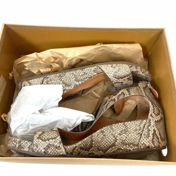Gentle Souls Wedge Sandals Women's Gisele GSS8014EB Brown Beige T Strap SZ 9.5M