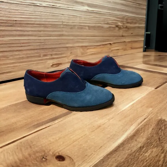 Girotti slip on suede shoes size 37 blue shades