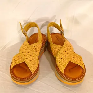 Gorgeous NWOT Robert Clergerie (France) Tan &amp; Pink Woven Platform Sandals