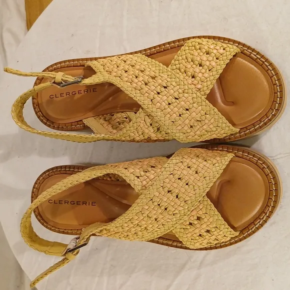 Gorgeous NWOT Robert Clergerie (France) Tan &amp; Pink Woven Platform Sandals