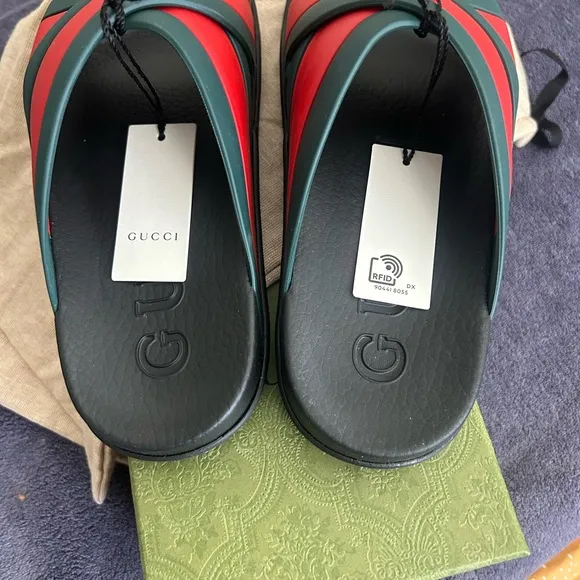 Gucci Red and Green Crossover Strap Sandals