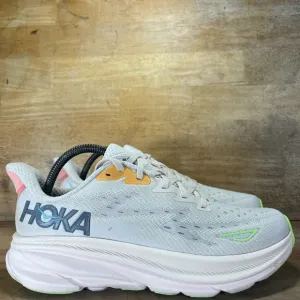 Hoka One One Clifton 9 REFLECTIVE Womens Size 9.5 Running Shoes Sneakers Vanilla