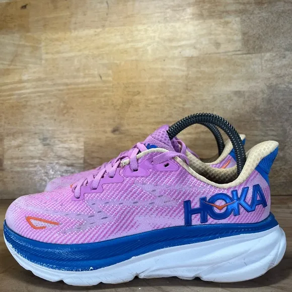 Hoka One One Clifton 9 Womens Sz 6.5 Running Shoes Sneakers Cyclamen Sweet Lilac