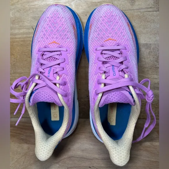 Hoka One One Clifton 9 Womens Sz 6.5 Running Shoes Sneakers Cyclamen Sweet Lilac