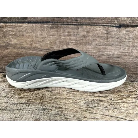 Hoka One One Flip Flop Recovery  Grey Gray Sandals Mens Size 13 Slip On