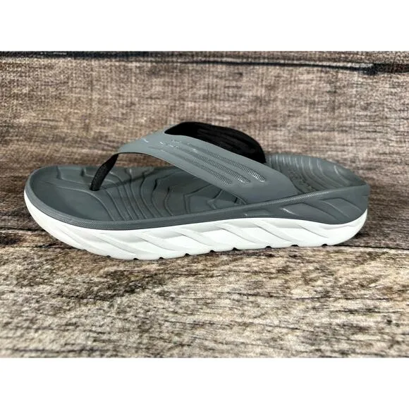 Hoka One One Flip Flop Recovery  Grey Gray Sandals Mens Size 13 Slip On