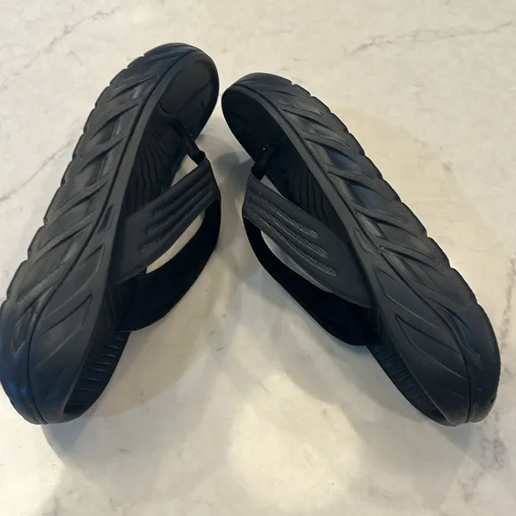 HOKA® ORA Recovery Flip Sandals