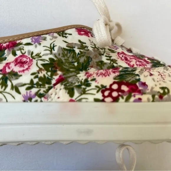 Hotter Mabel Floral Sneaker Lace-Up Comfort Concepts