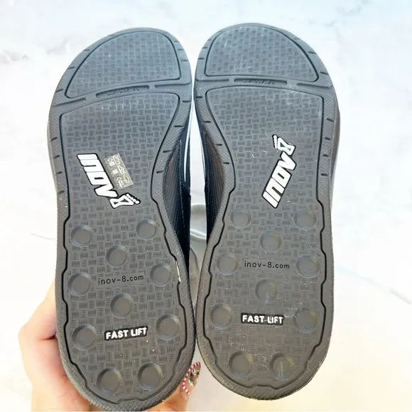 INOV-8 FASTLIFT 325 Standard Fit Black &amp; White Lifting Shoes 10.5/42