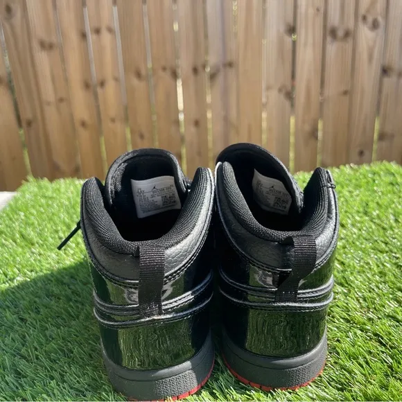 Jordan 1 Mid (PS) Black Red Size 2.5Y