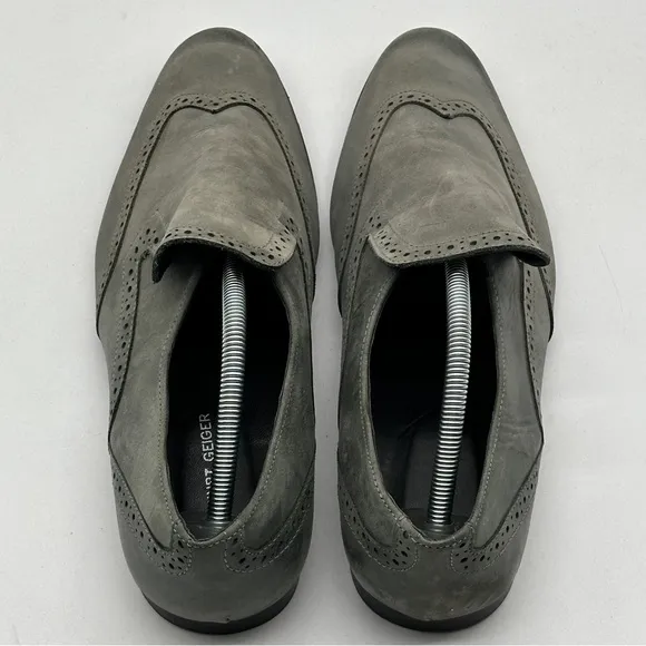 KG Kurt Geiger Men Size 10 / 43 EU Shoe Gray Suede Almond Toe Dress Loafers